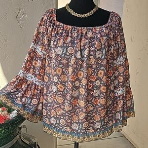 Jessica Simpson pullover gypsy style lightweight top size medium